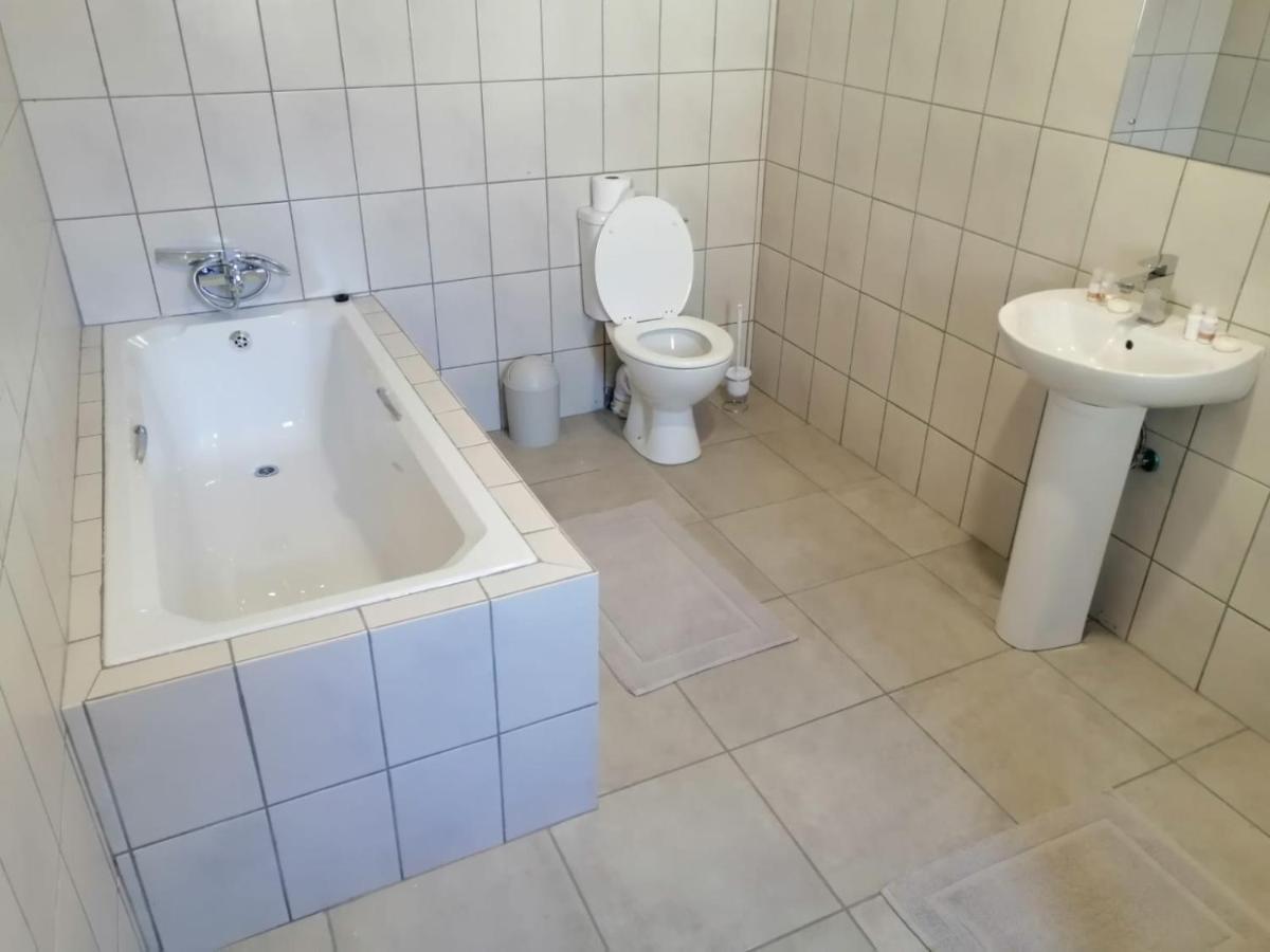 La Gracia Lodge Louis Trichardt Buitenkant foto